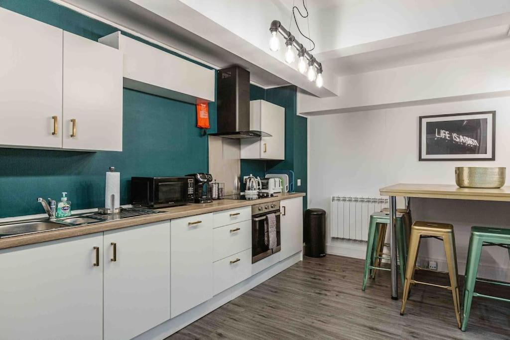 Vip City Centre Apartment With Secure Free Parking Liverpool Dış mekan fotoğraf